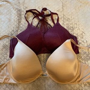 Lot of 2 VS bras